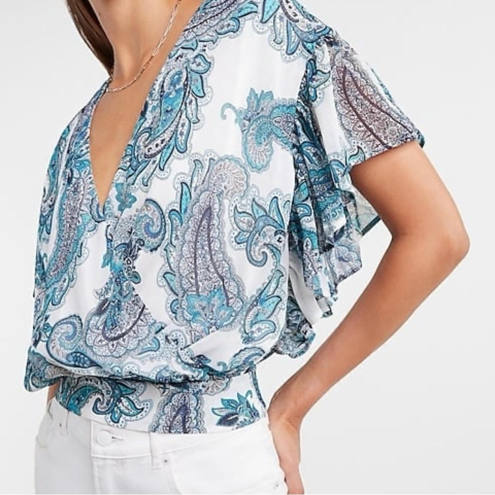 EXPRESS Wrap Front Ruffle Top NWOT Size Small Petite